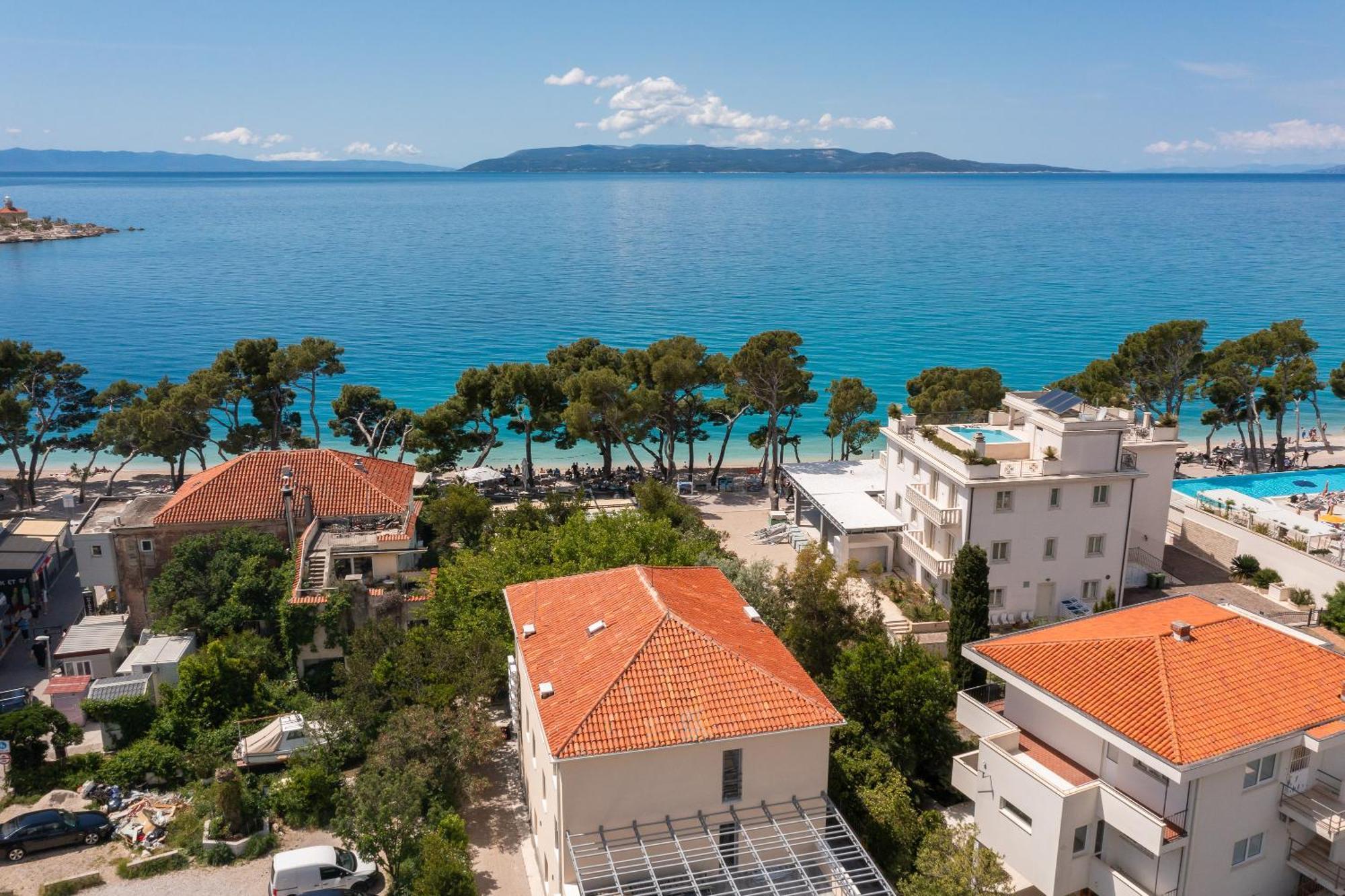 Beachfront Apartments Providenca With Free Parking Makarska Exteriör bild