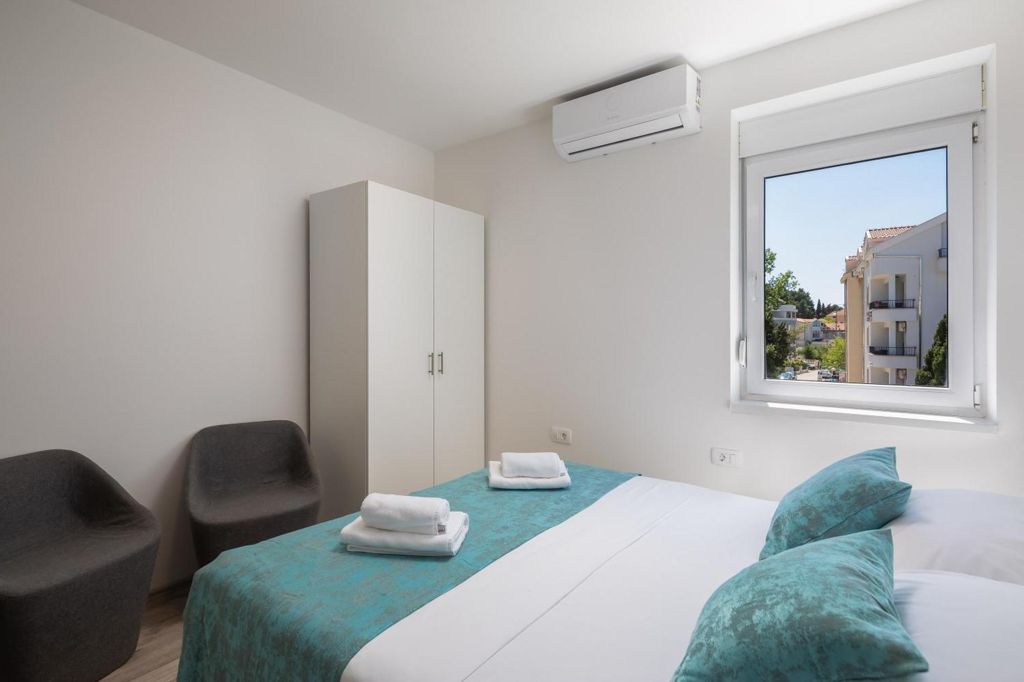 Beachfront Apartments Providenca With Free Parking Makarska Exteriör bild