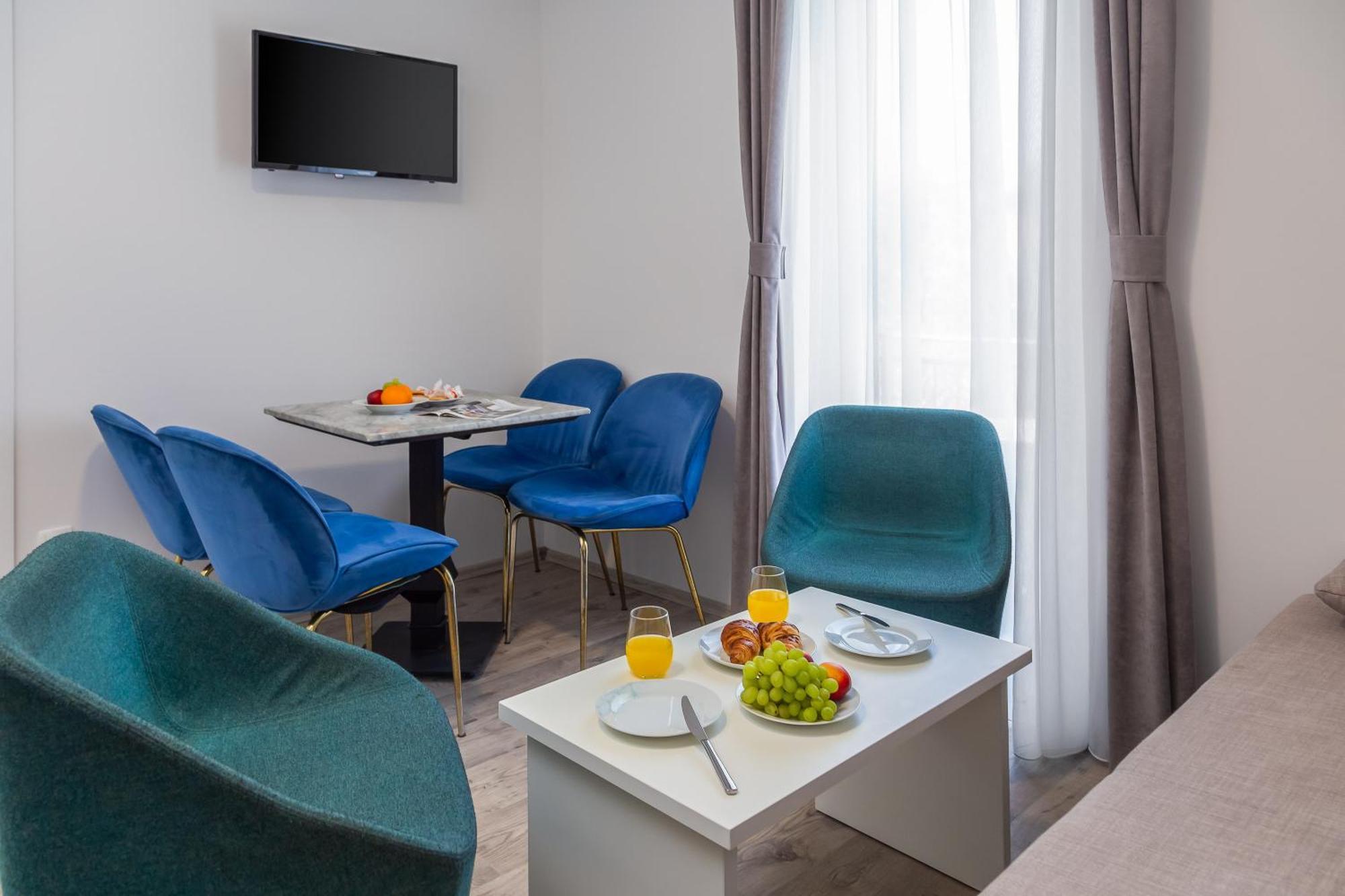 Beachfront Apartments Providenca With Free Parking Makarska Exteriör bild